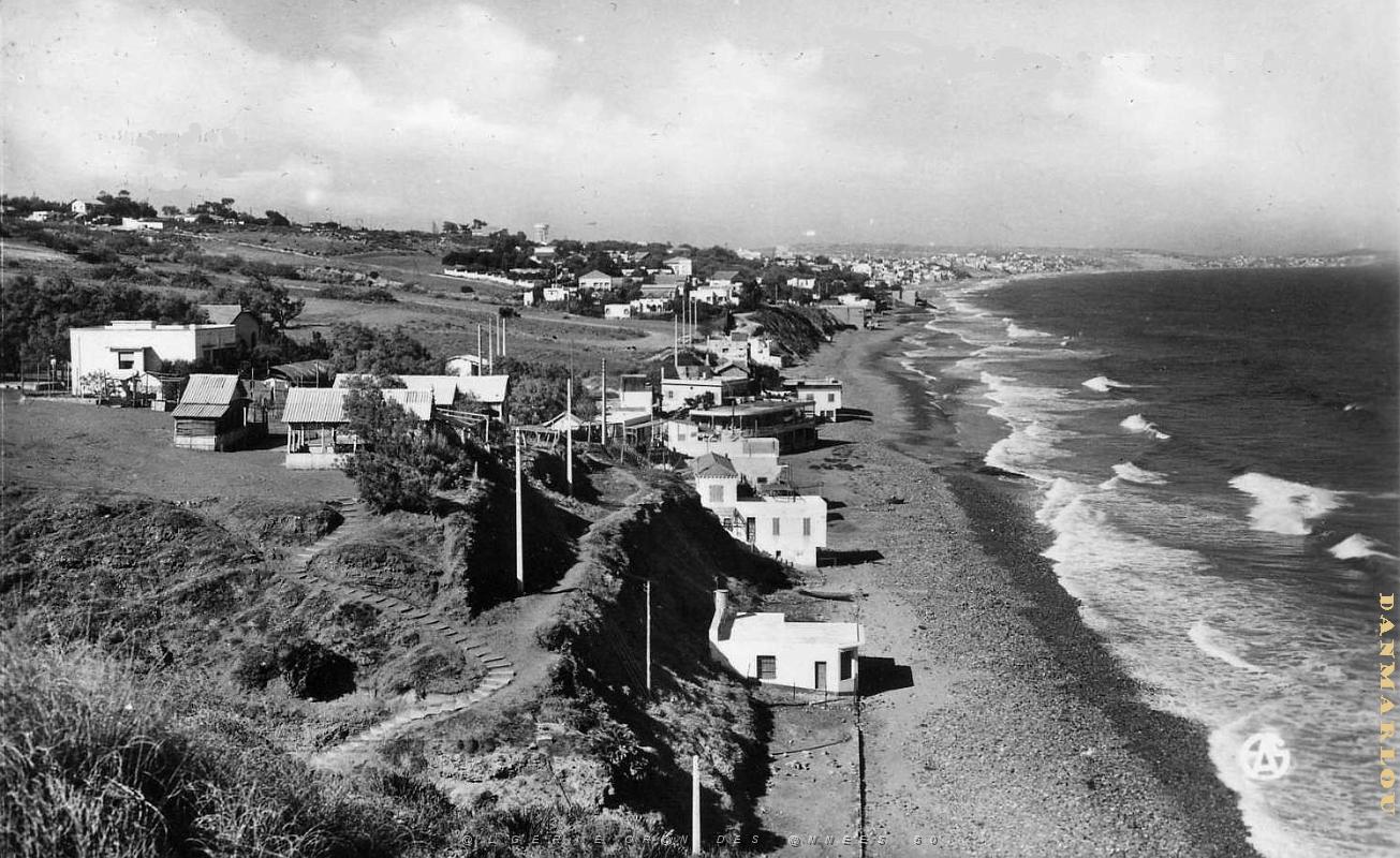 Trouville 500- Plage COLLECTION DES AMIS DE ND DE SANTA CRUZ.jpg
